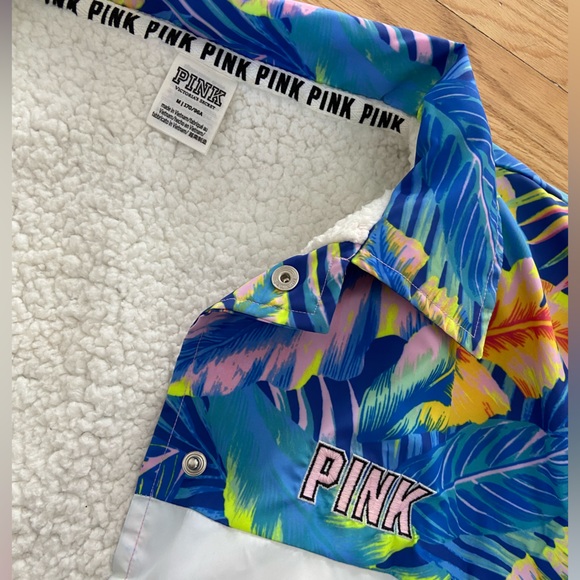 Beautiful Victoria’s Secret light multicolored jacket - Picture 3 of 4